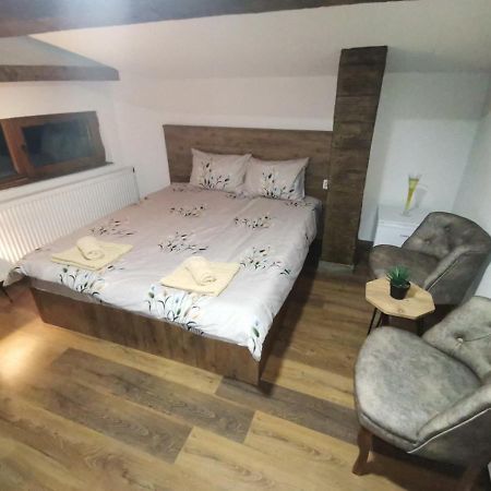 Villa Ana-Mavrovo Eksteriør billede