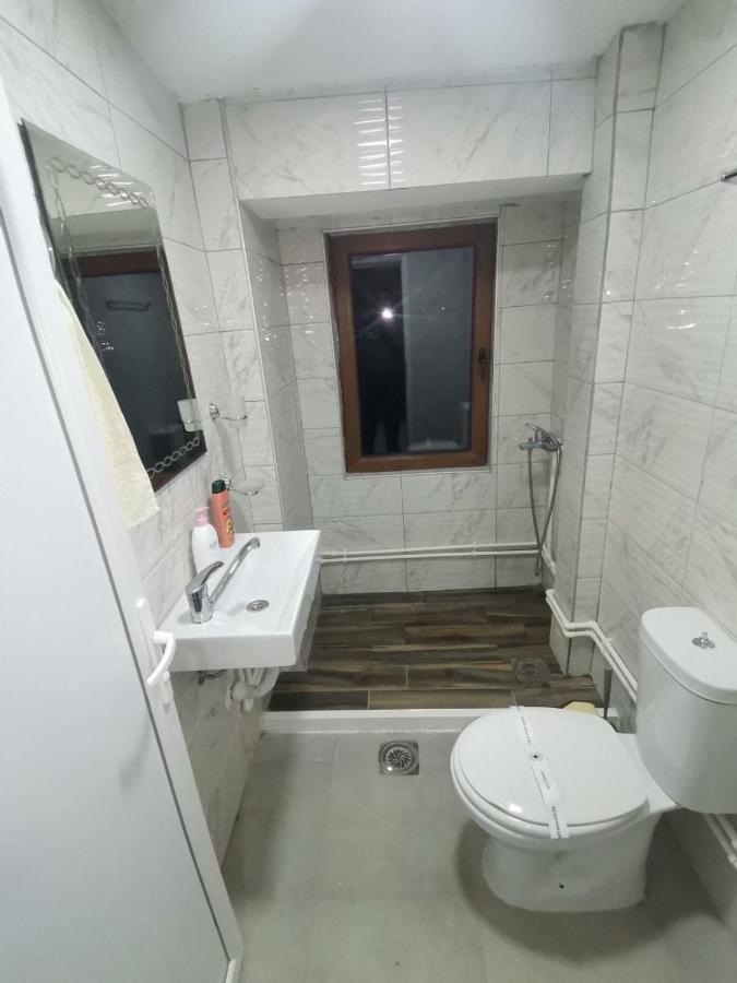 Villa Ana-Mavrovo Eksteriør billede