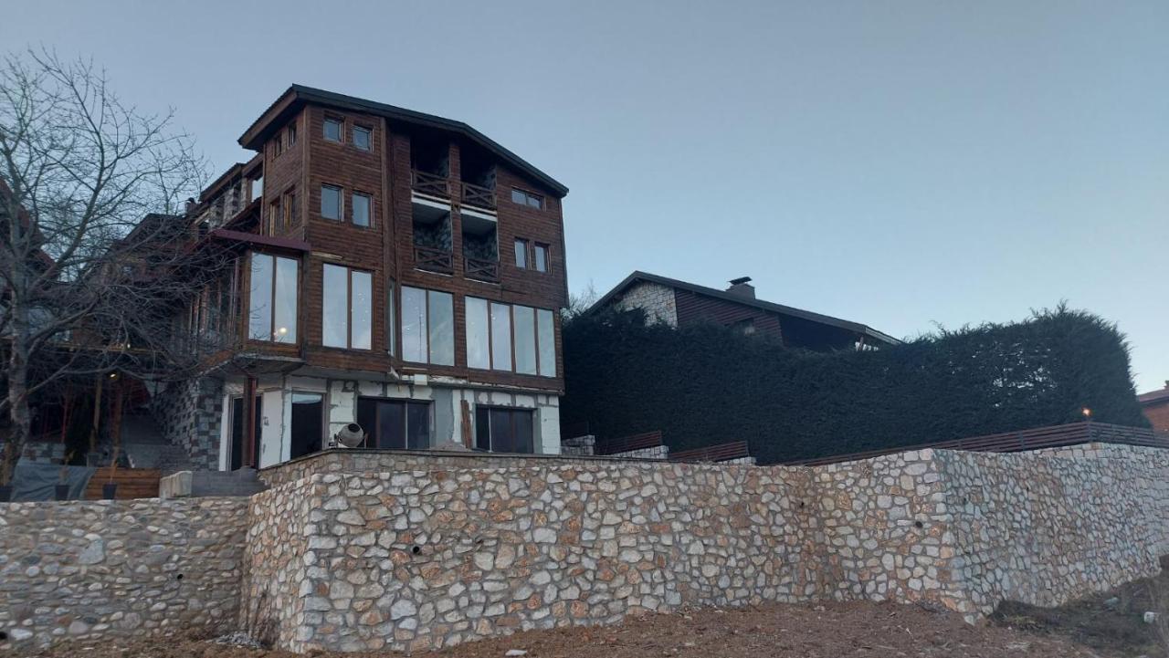 Villa Ana-Mavrovo Eksteriør billede