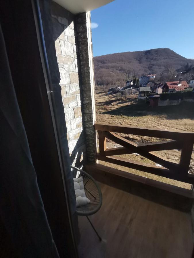 Villa Ana-Mavrovo Eksteriør billede