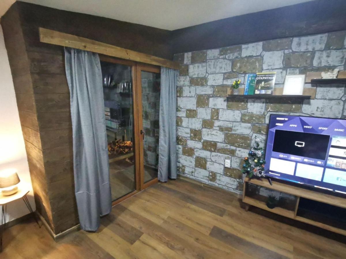 Villa Ana-Mavrovo Eksteriør billede