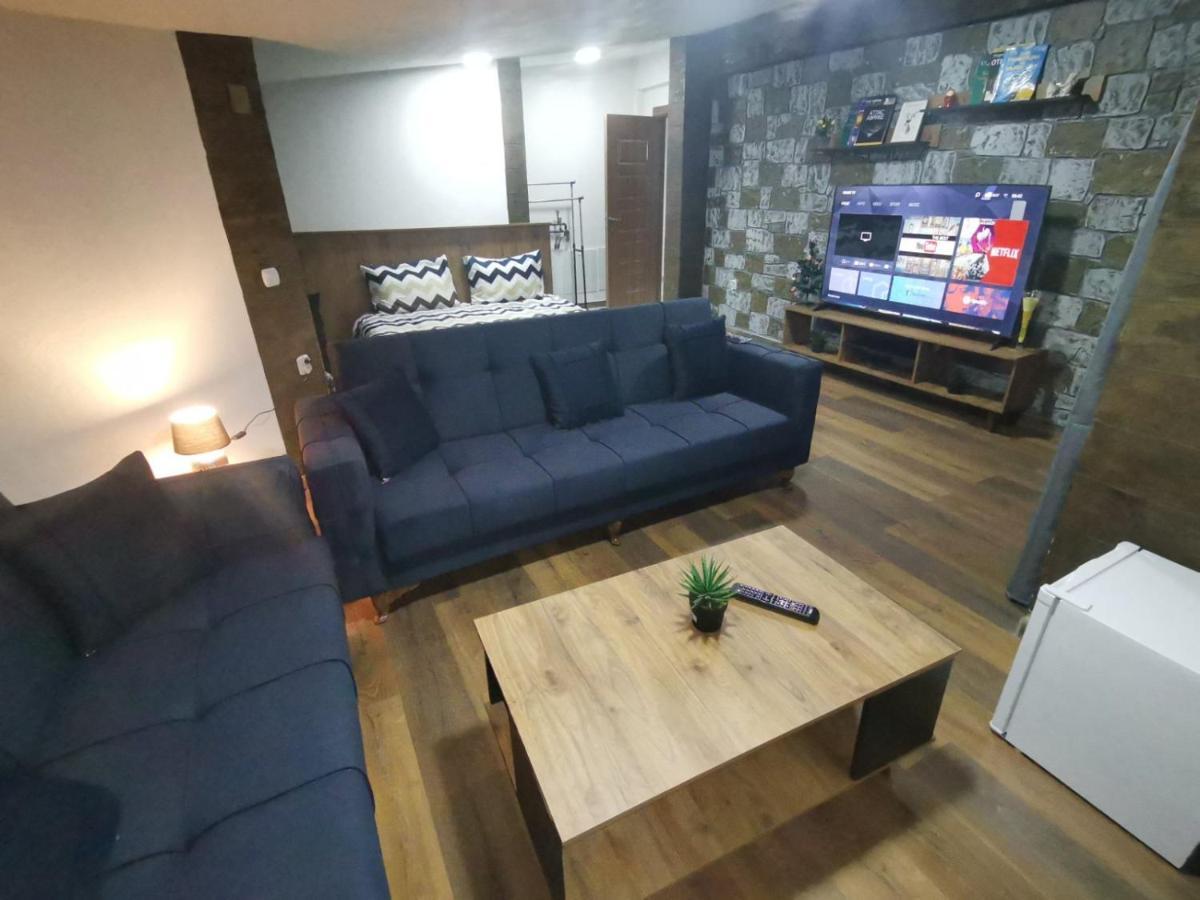 Villa Ana-Mavrovo Eksteriør billede