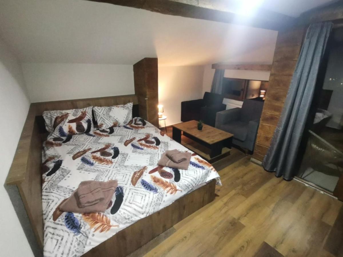 Villa Ana-Mavrovo Eksteriør billede